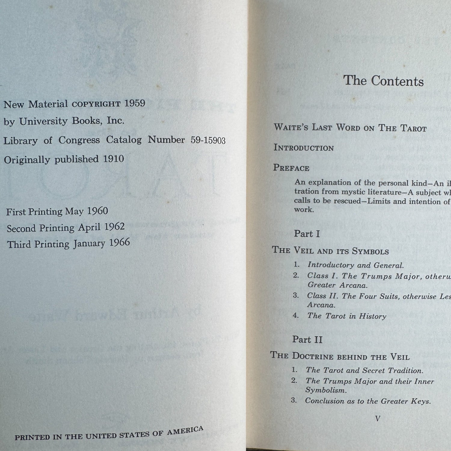 The Pictorial Key to the Tarot, Arthur Edward Waite, 1966, 3rd Printing - Pretty Old Books