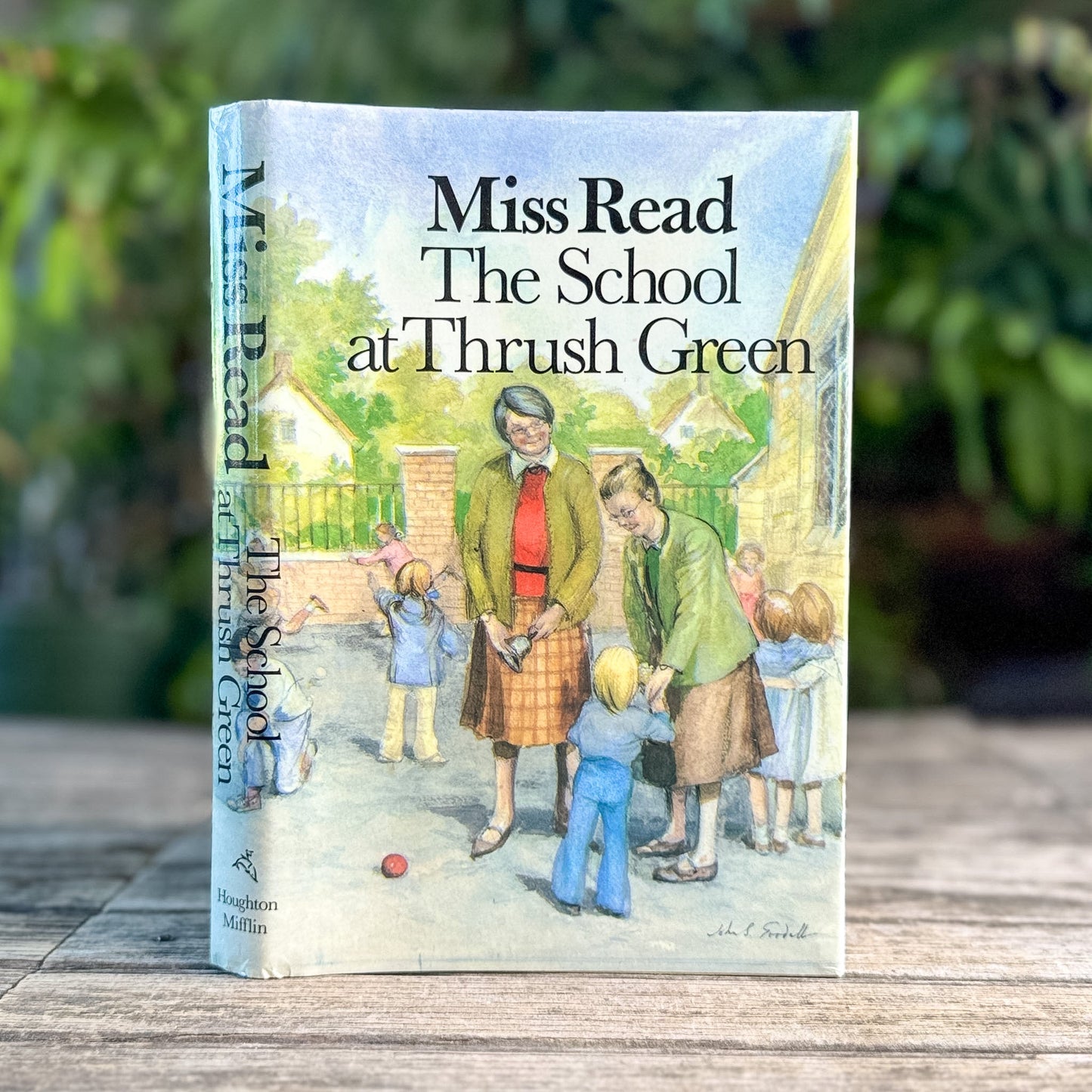 The School at Thrush Green, Miss Read, 1988, First American Edition - Pretty Old Books