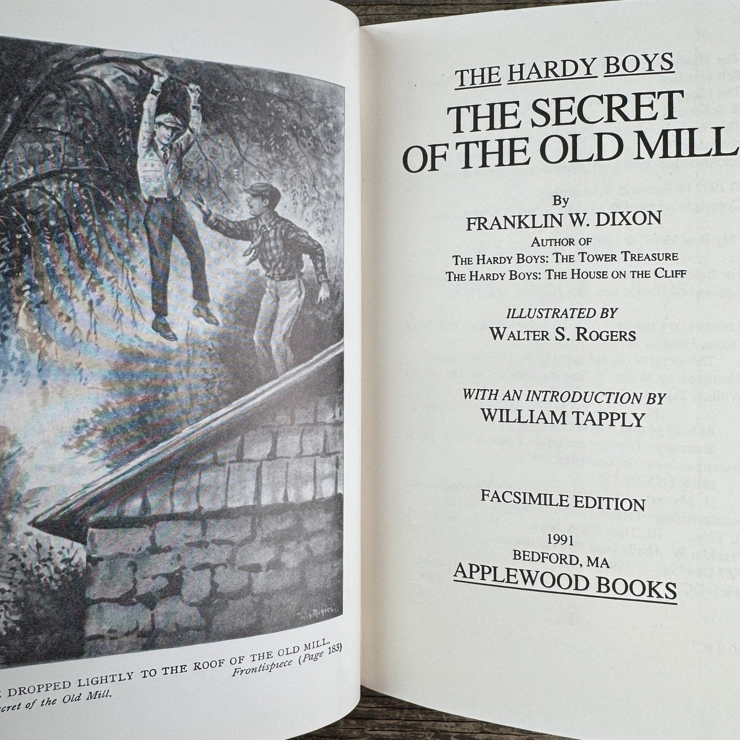 The Secret of the Old Mill, Franklin W. Dixon, 1991 Applewood Facsimile - Pretty Old Books