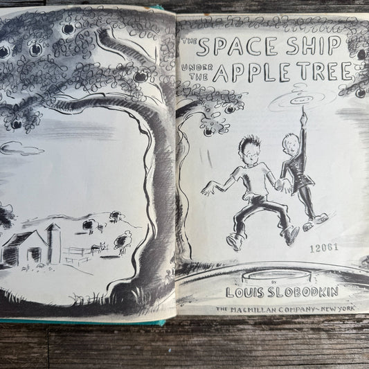 The Space Ship Under the Apple Tree, Louis Slobodkin, 1954 - Pretty Old Books