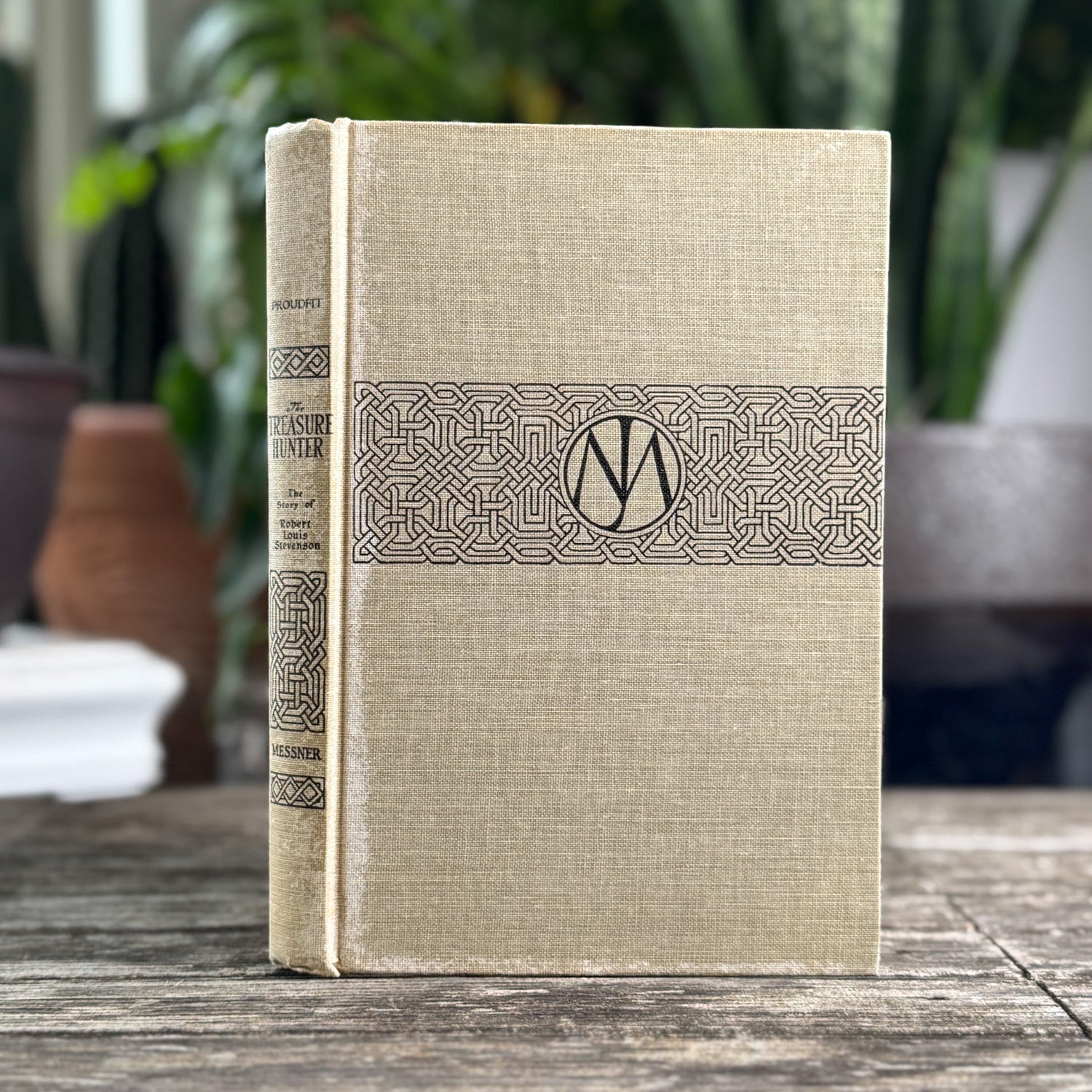 The Treasure Hunter: The Story of Robert Louis Stevenson, 1939 - Pretty Old Books