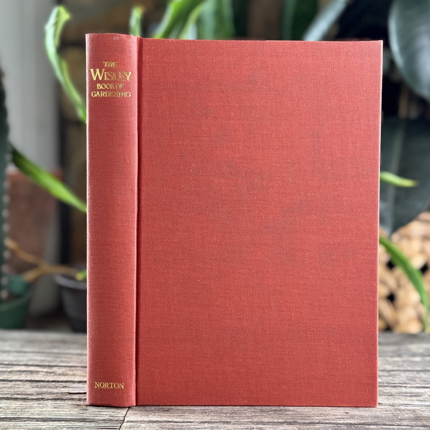 The Wisley Book of Gardening, Royal Horticultural Society, 1983 First American Edition - Pretty Old Books