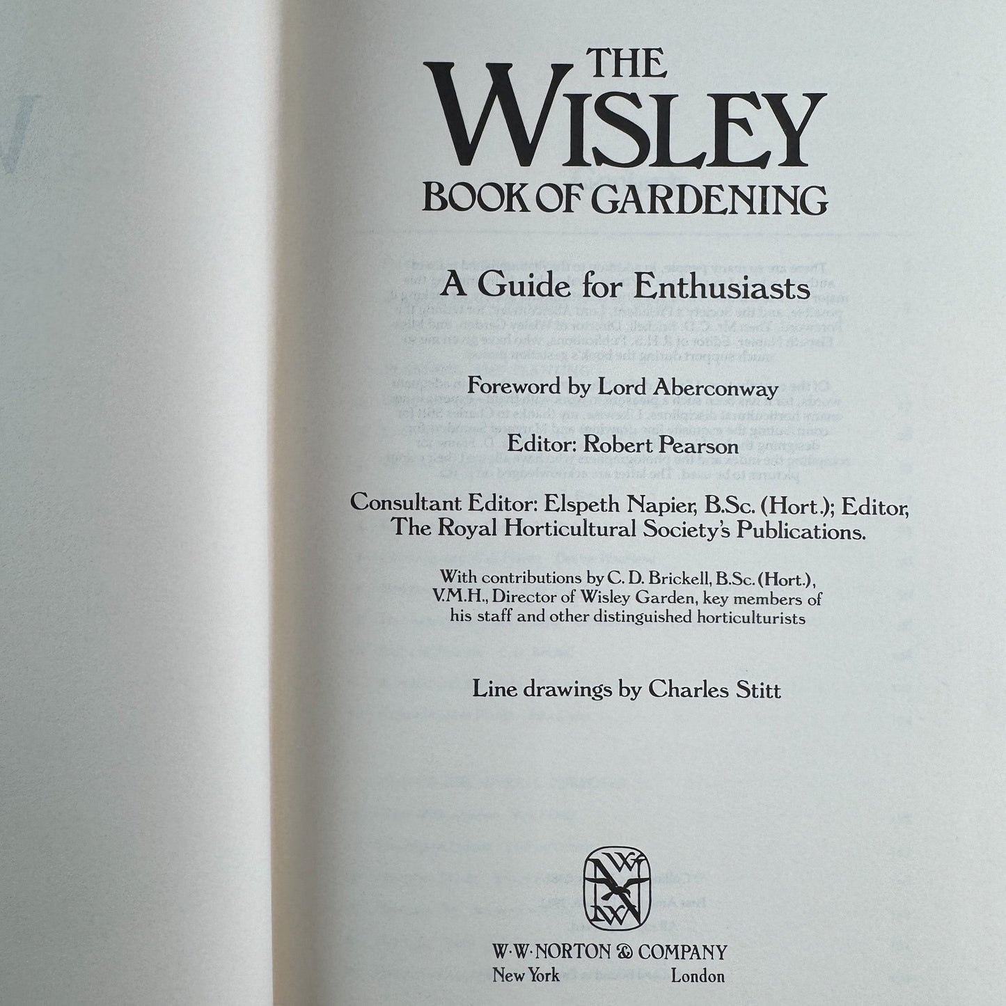 The Wisley Book of Gardening, Royal Horticultural Society, 1983 First American Edition - Pretty Old Books