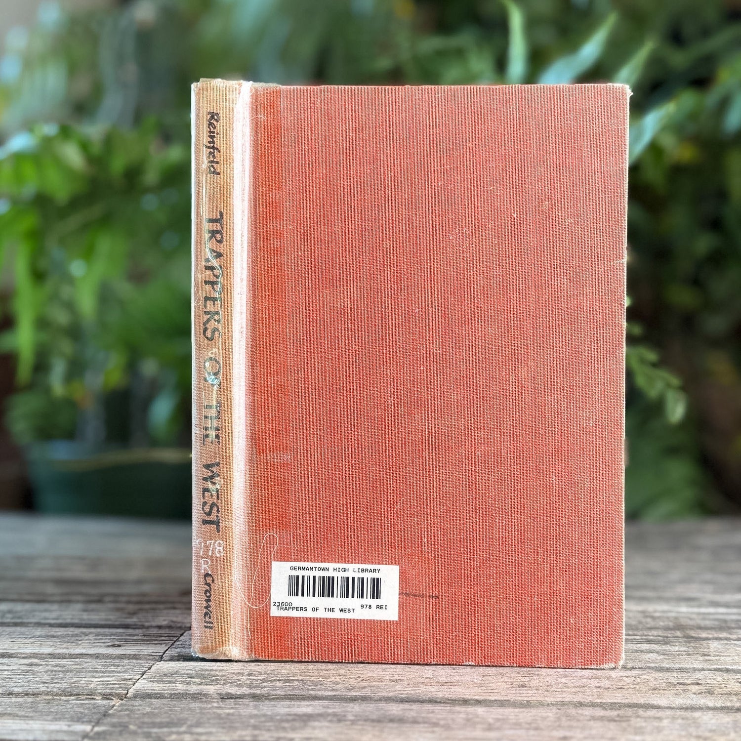 Trappers of the West, Fred Reinfeld, 1957 - Pretty Old Books