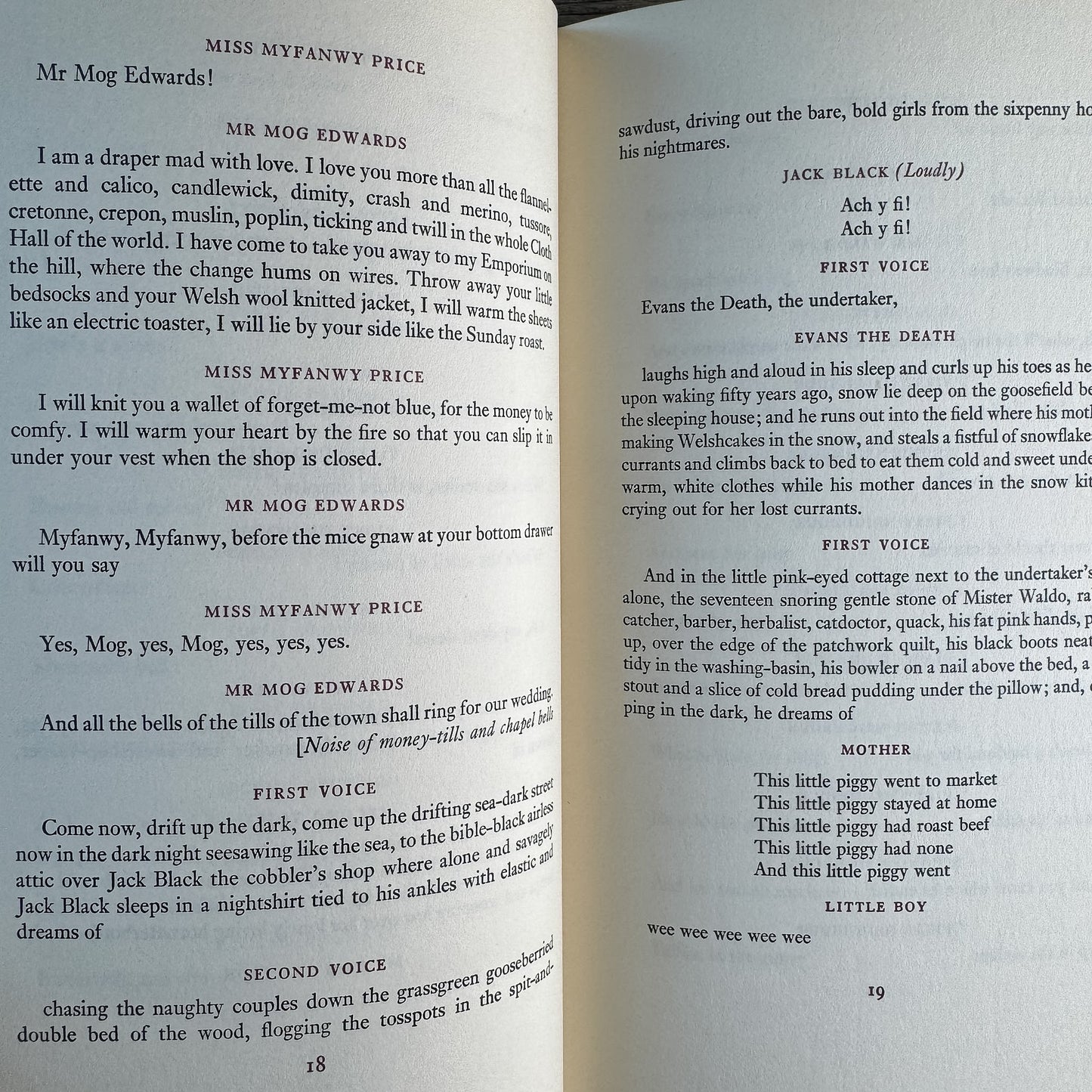 Under Milk Wood, Dylan Thomas, 1972, Folio Society Edition - Pretty Old Books