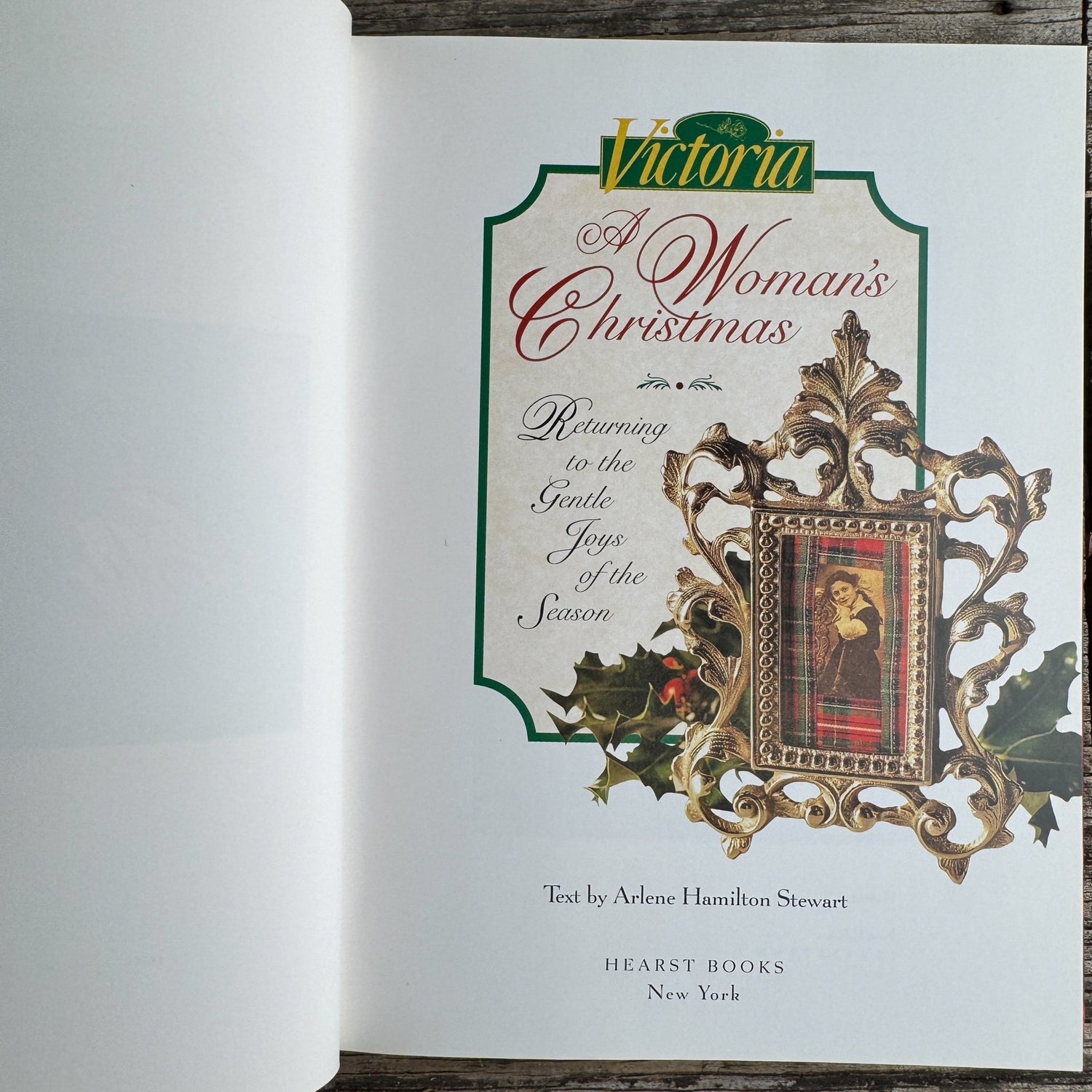 Victoria, A Woman's Christmas, Returning to the Gentle Joys of the Season, 1995, First Edition - Pretty Old Books