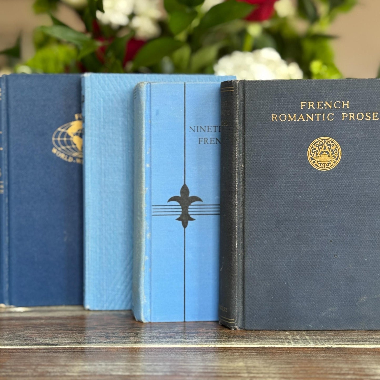 Vintage Blue French Language Small Book Bundle for Decor - Pretty Old Books