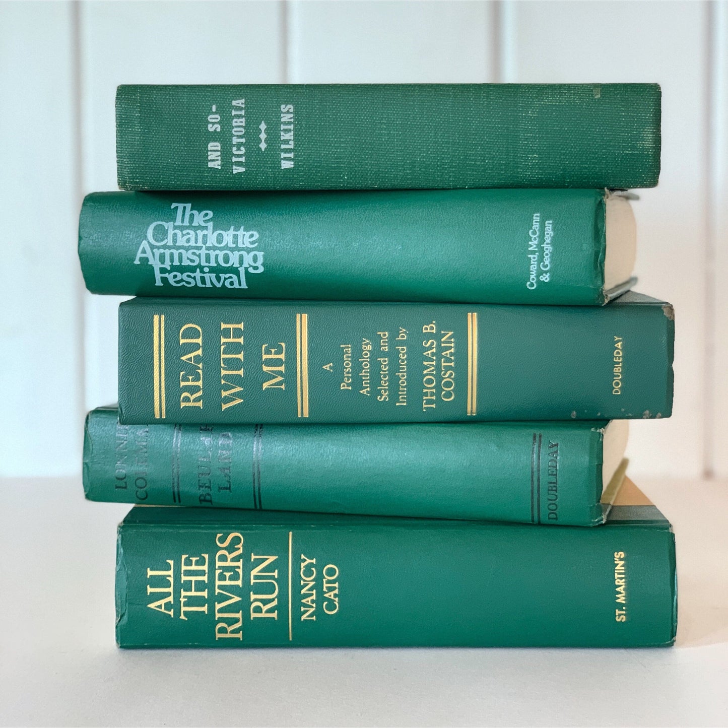 Vintage Hunter Green Books Book Bundle, Handmade Bookshelf Decor, Shelf Styling