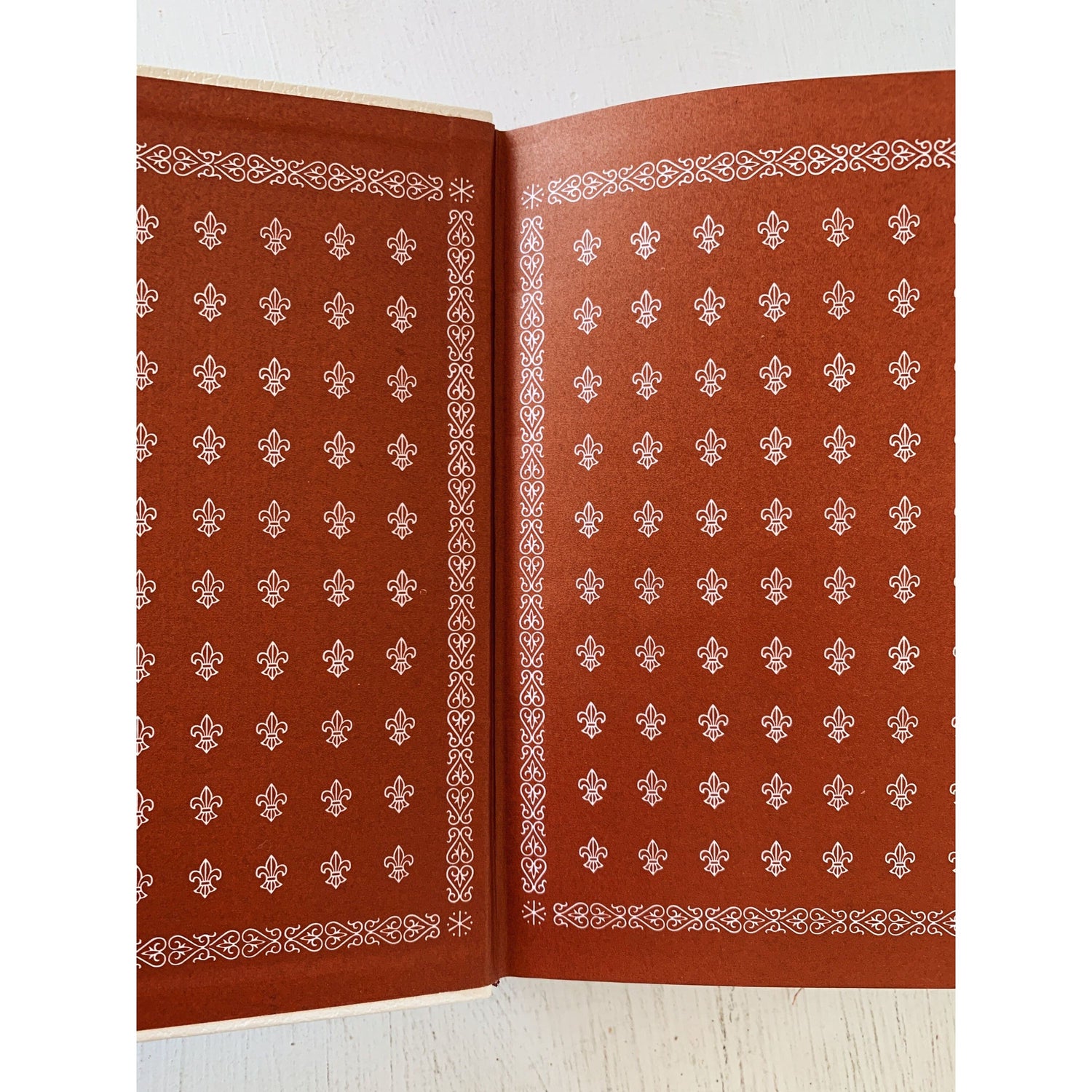 French Language White Alexandre Dumas Set, Editions Rencontre Lausanne, 1967, French Decor