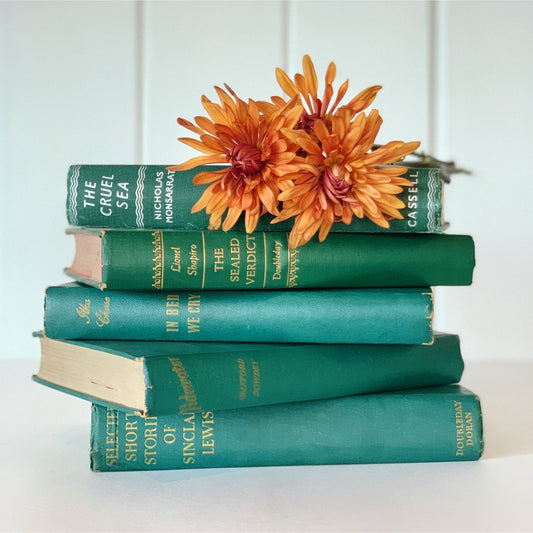 Decorative Retro Green Vintage Book Set, Mid-Century Modern Book Bundle for Bookshelf Decor